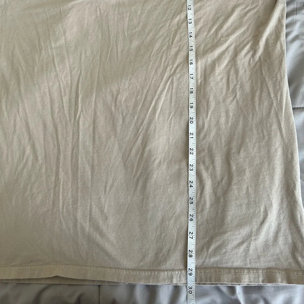 SHEIN Beige Reaction Tee with Black Trim, Size XXL